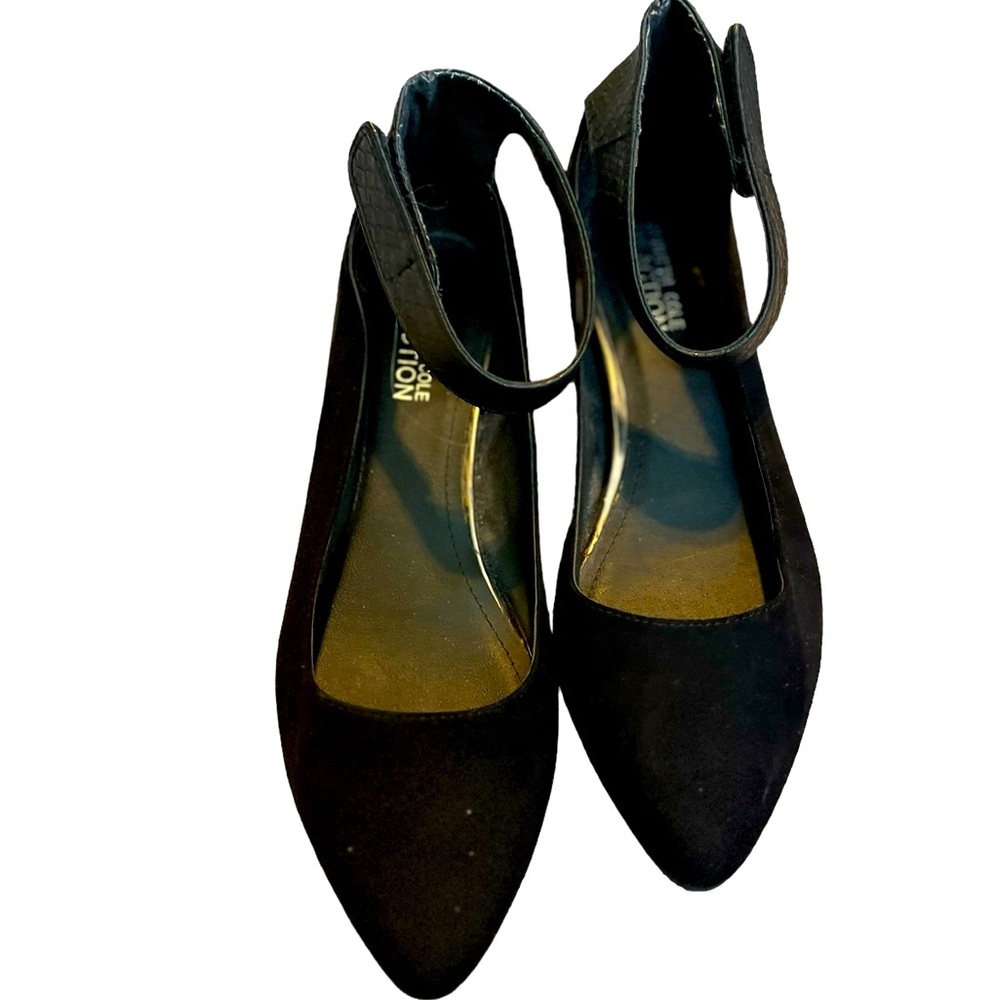 Kenneth Cole Reaction Two Strap women's 7.5 black flat w/ Velcro ankle straps